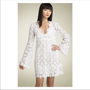 Diane Von Furstenberg Hippolyte White Crochet Cotton & Silk Lace Mini Dress sz 4